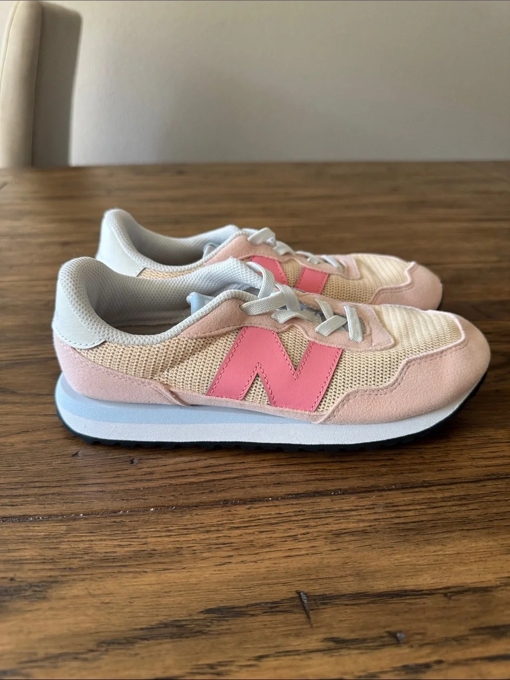 Kids New Balance 237 Pink Sneakers